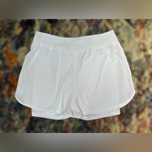 NEW Gymshark Pulse Elevate Mid-Rise Athletic Training Shorts White | Women’s XL - Picture 3 of 8